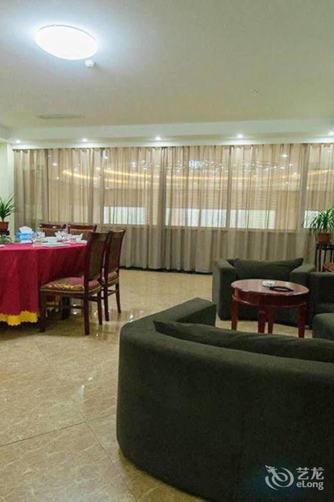 Splendid Oriental Business Hotel Tianjin Exterior photo