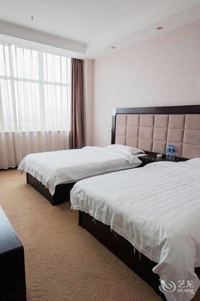 Splendid Oriental Business Hotel Tianjin Exterior photo