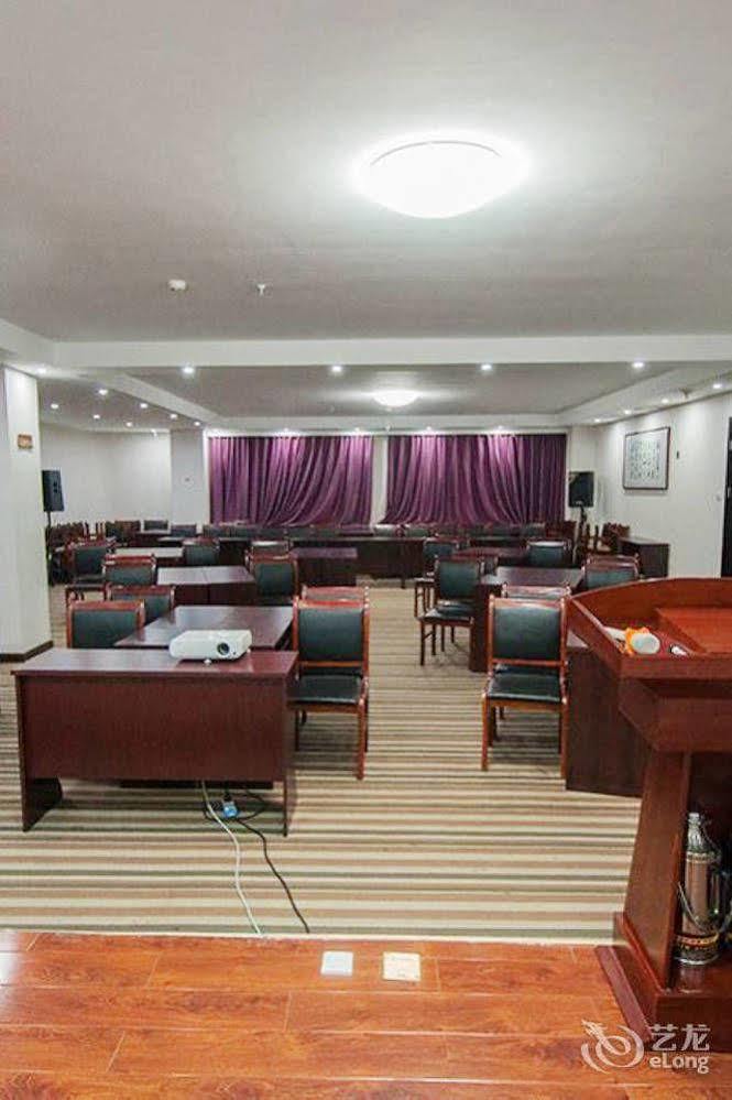 Splendid Oriental Business Hotel Tianjin Exterior photo